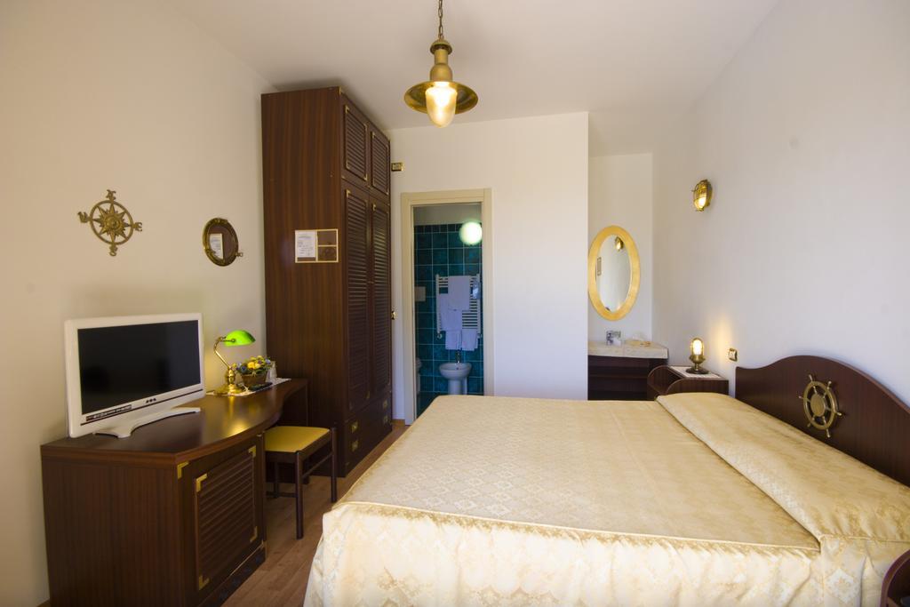 Hotel Le Cave Sirolo Eksteriør billede